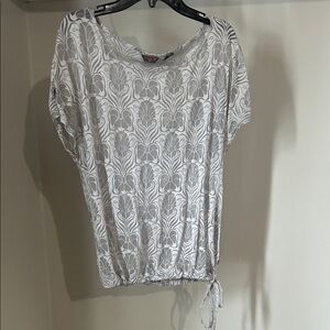Women's Gray Patterned Short-Sleeve Top